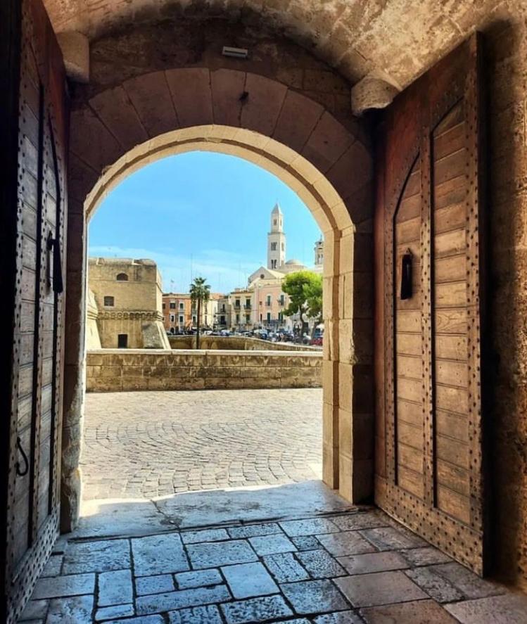 Dimora Carducci Villa Bari Bagian luar foto