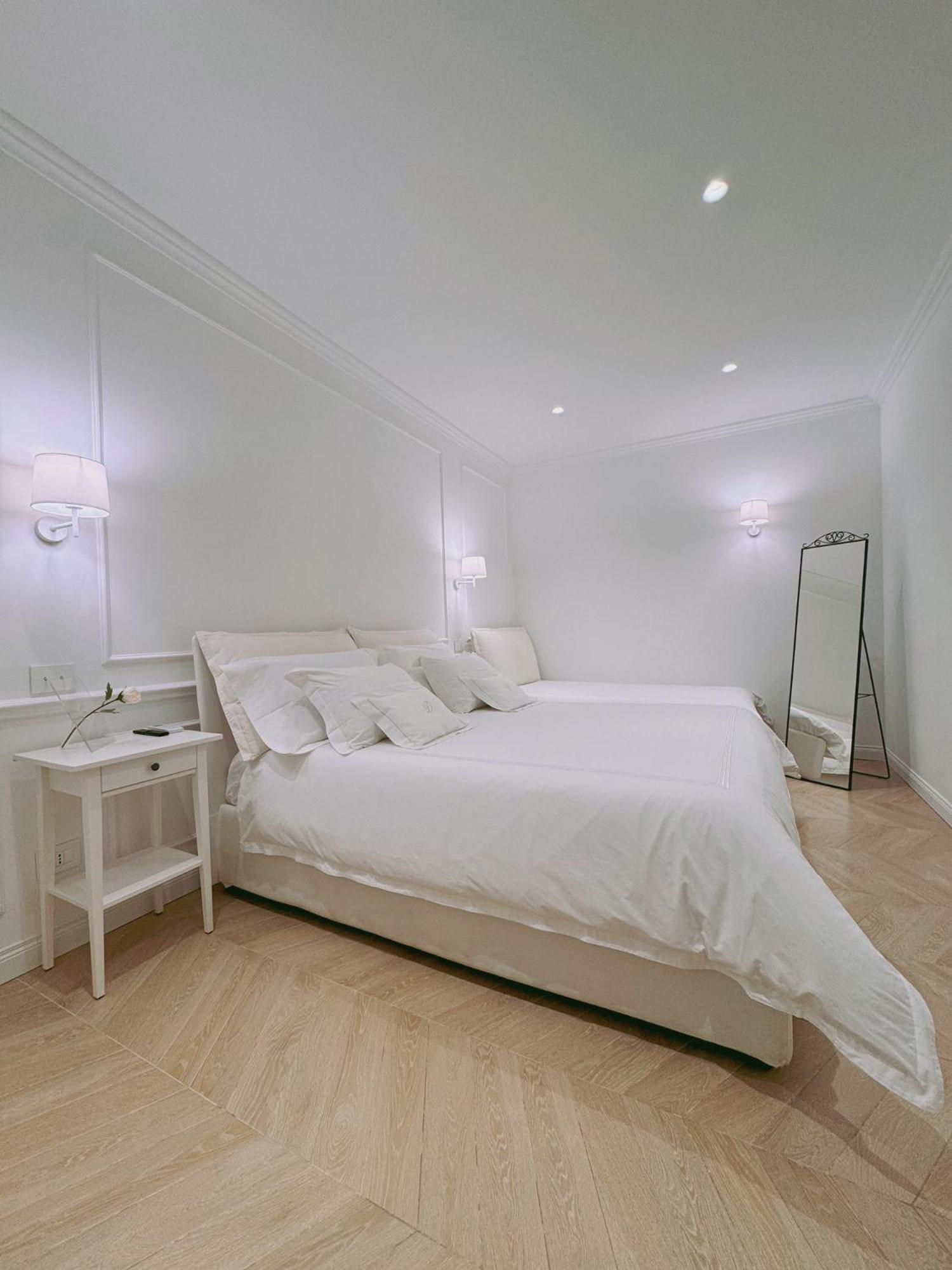 Dimora Carducci Villa Bari Bagian luar foto